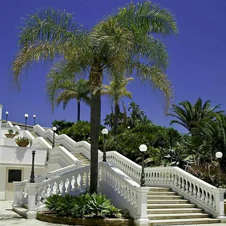 Hotel Kaos-2
